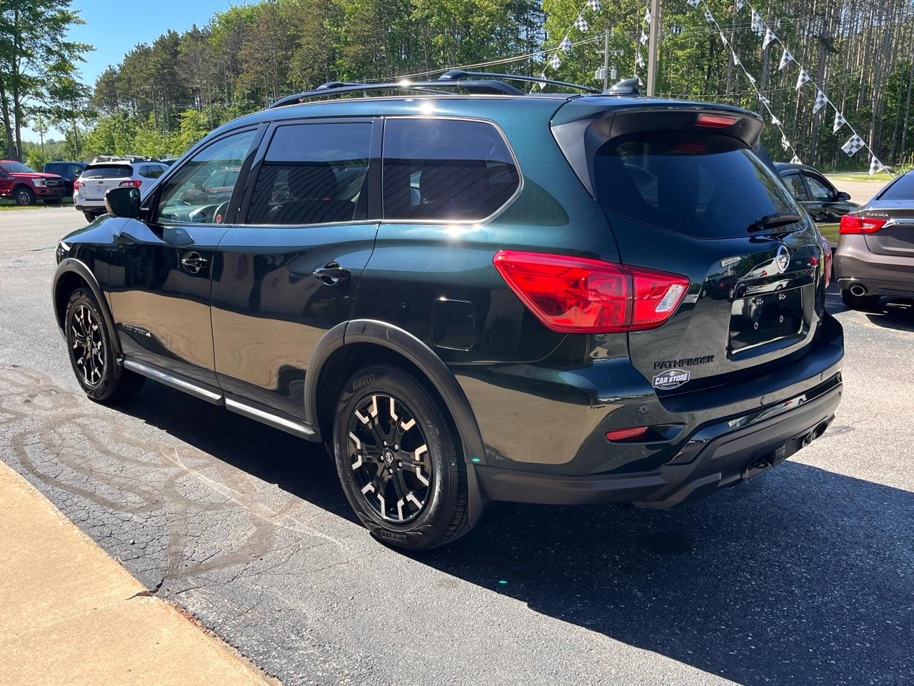 Nissan Pathfinder  2019