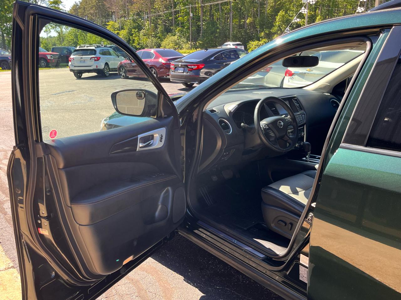 Nissan Pathfinder  2019