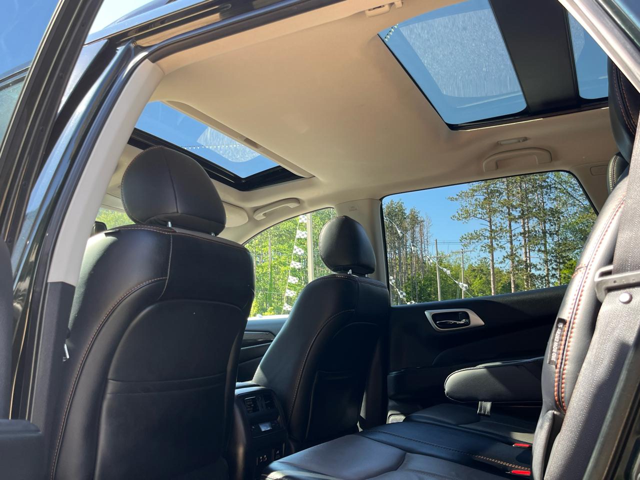 Nissan Pathfinder  2019
