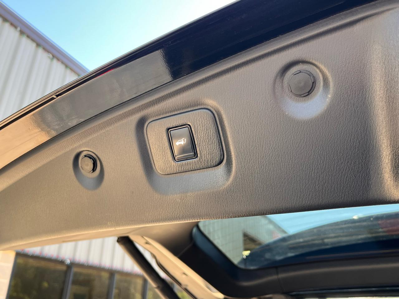 Nissan Pathfinder  2019