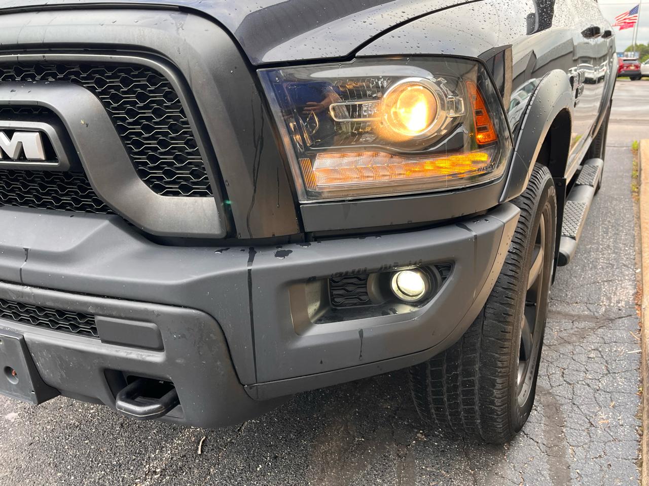 RAM 1500 Classic Warlock 4x4 Crew Cab 5'7" Box 2019