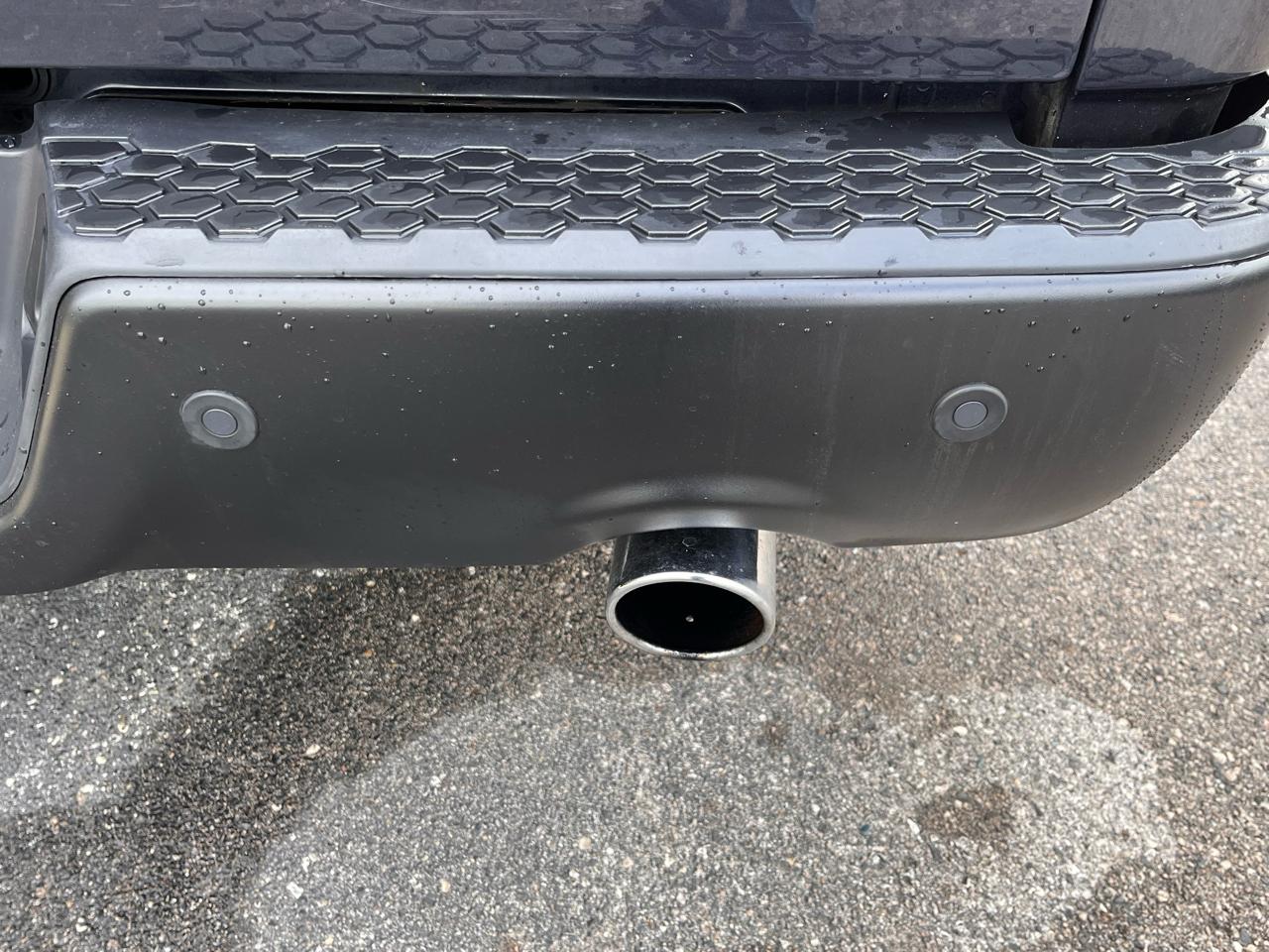 RAM 1500 Classic Warlock 4x4 Crew Cab 5'7" Box 2019