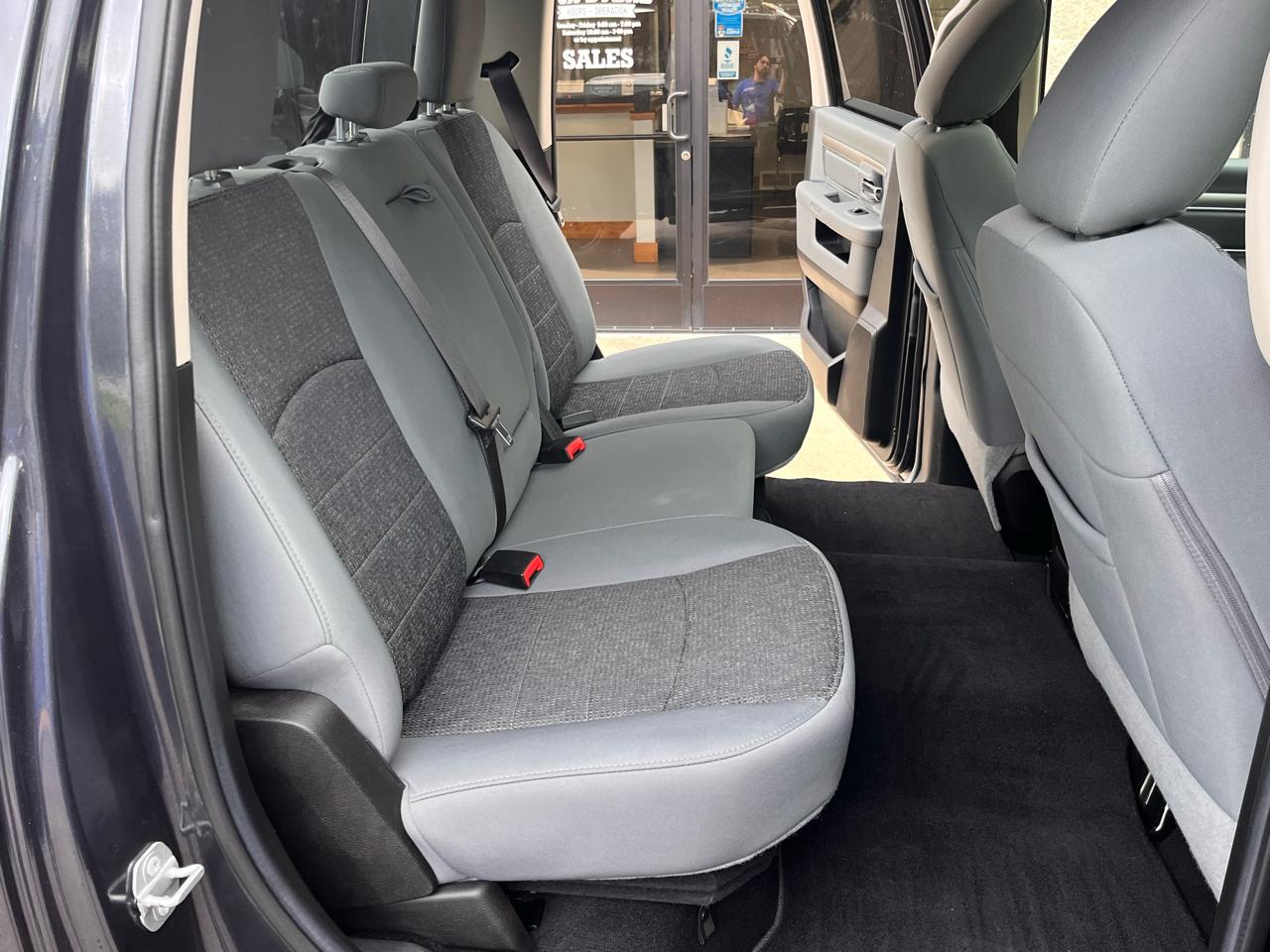 RAM 1500 Classic Warlock 4x4 Crew Cab 5'7" Box 2019