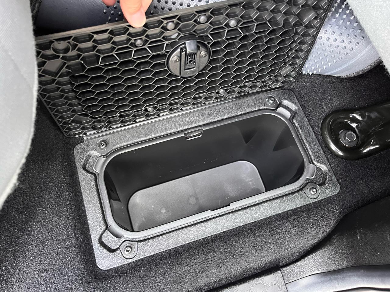 RAM 1500 Classic Warlock 4x4 Crew Cab 5'7" Box 2019