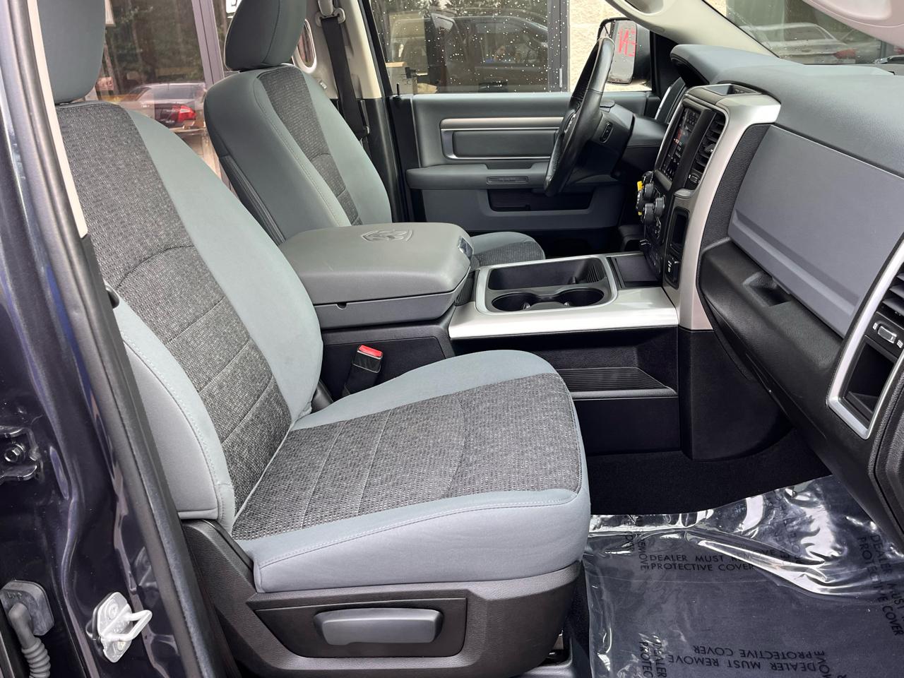 RAM 1500 Classic Warlock 4x4 Crew Cab 5'7" Box 2019