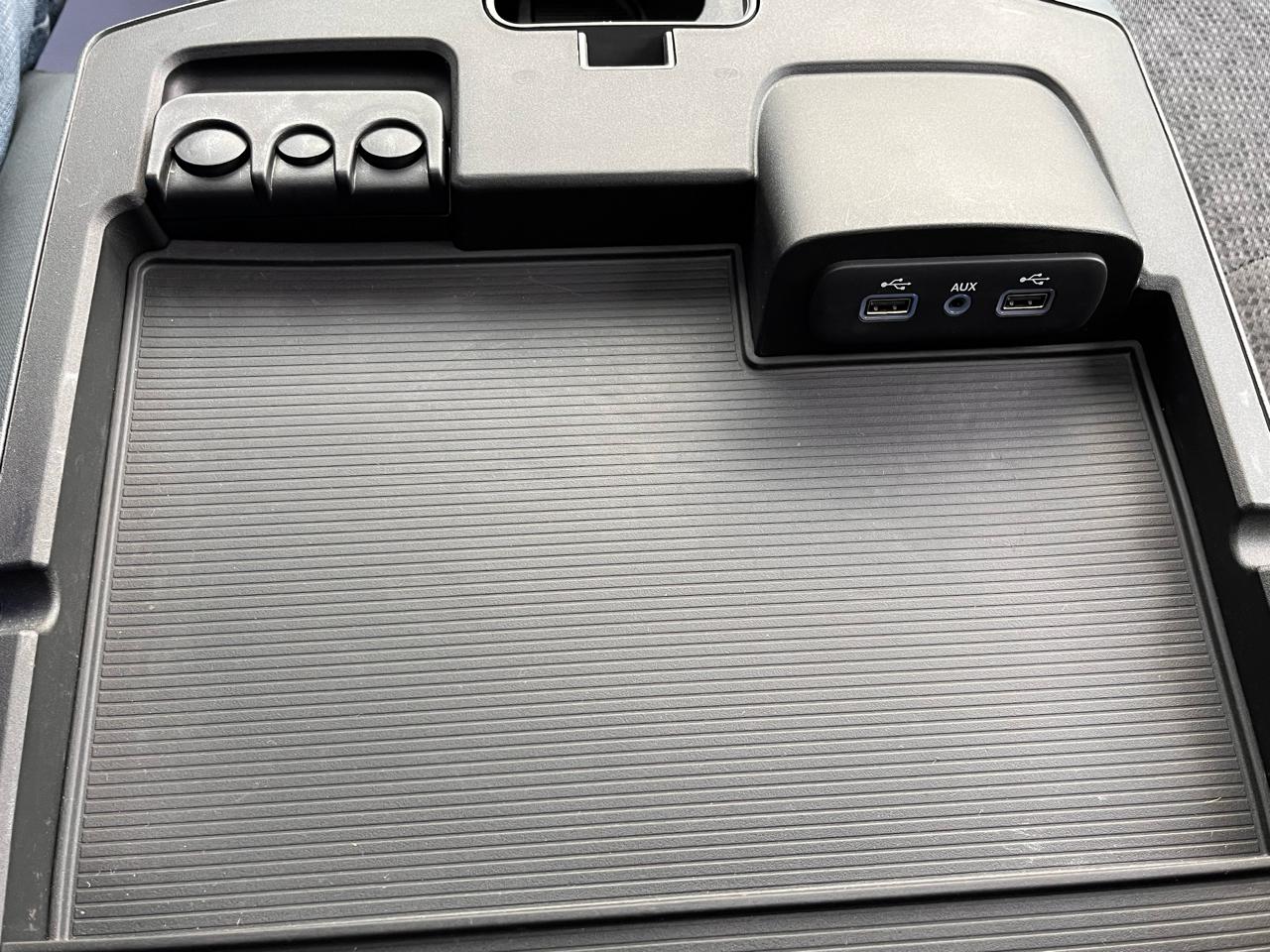 RAM 1500 Classic Warlock 4x4 Crew Cab 5'7" Box 2019