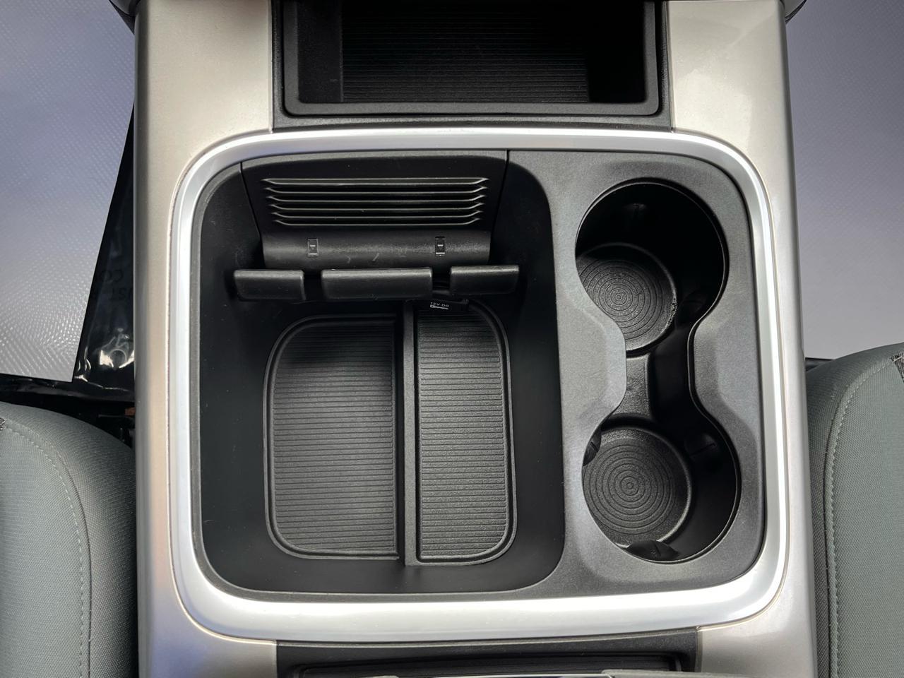 RAM 1500 Classic Warlock 4x4 Crew Cab 5'7" Box 2019