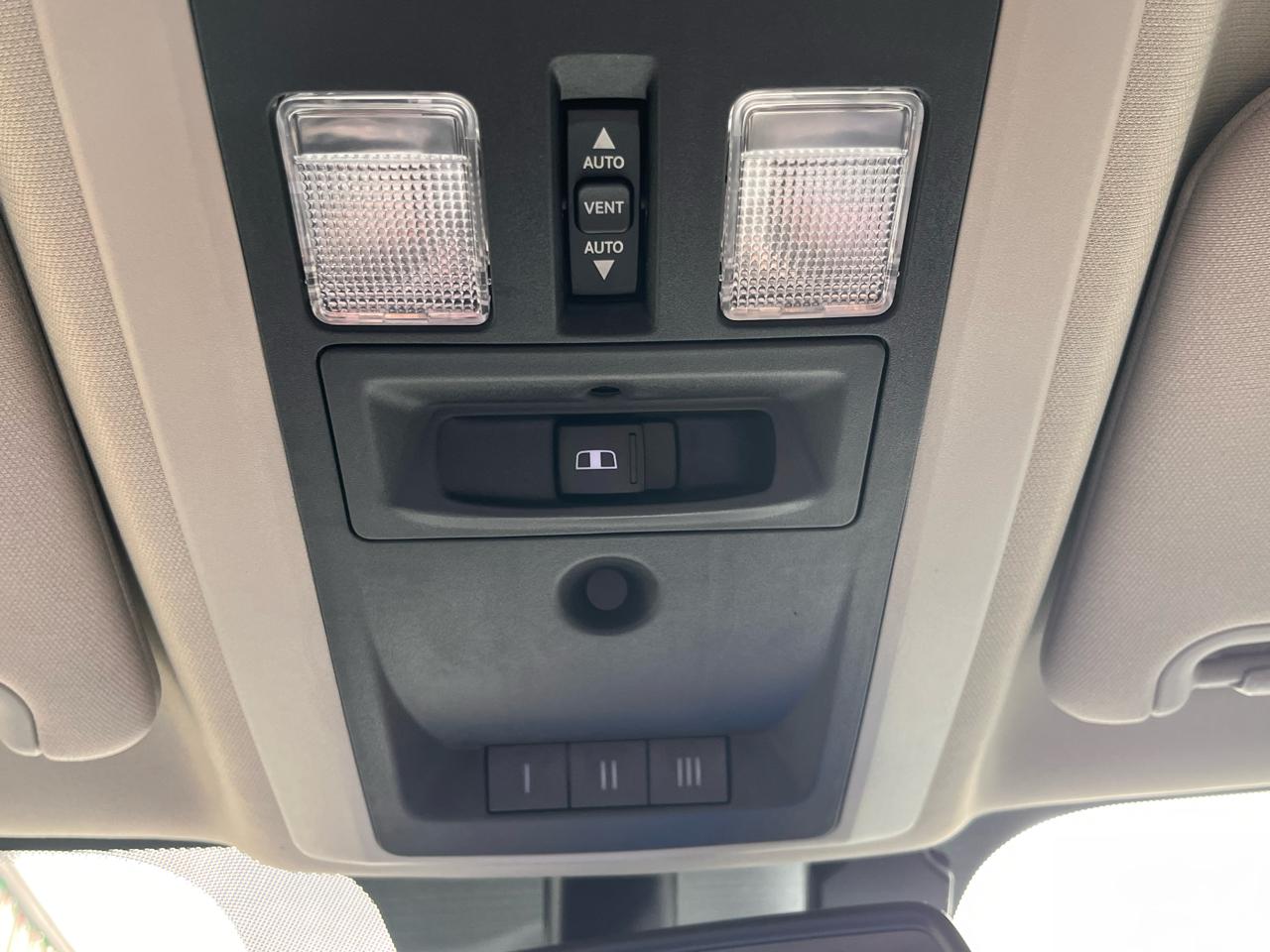 RAM 1500 Classic Warlock 4x4 Crew Cab 5'7" Box 2019
