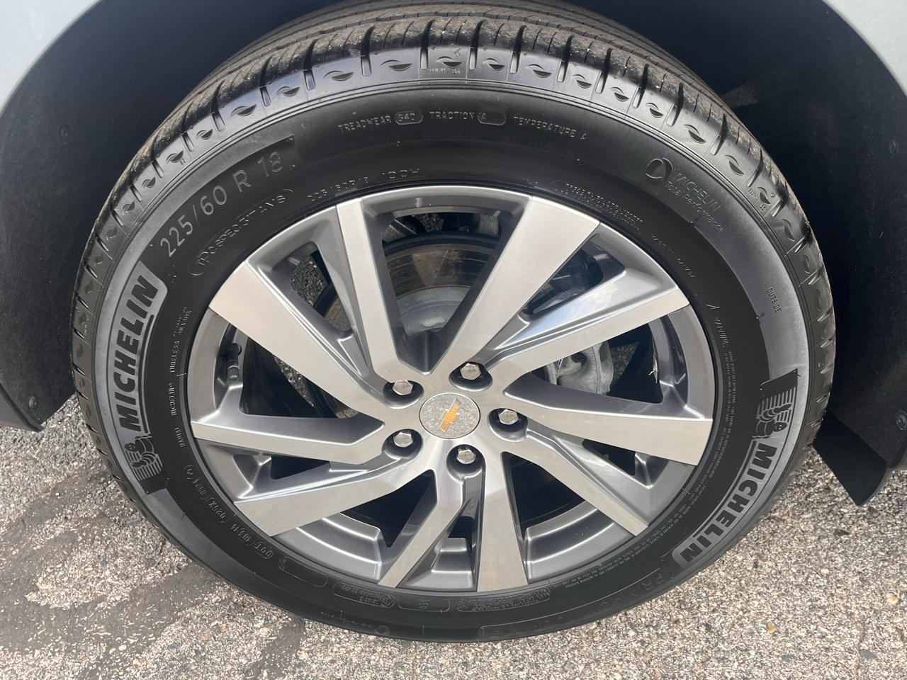 Chevrolet Equinox AWD 4dr LT w/1LT 2023