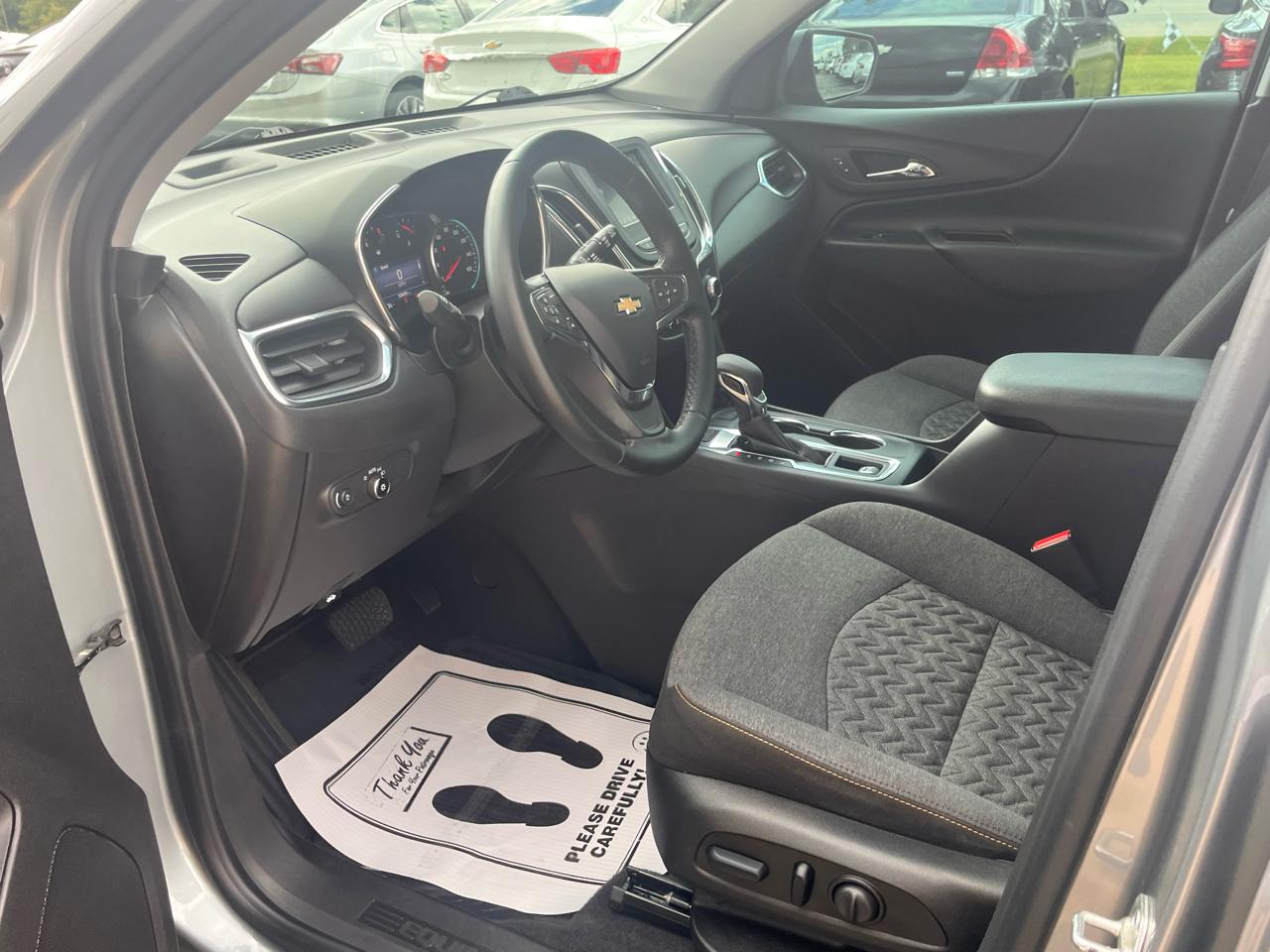 Chevrolet Equinox AWD 4dr LT w/1LT 2023