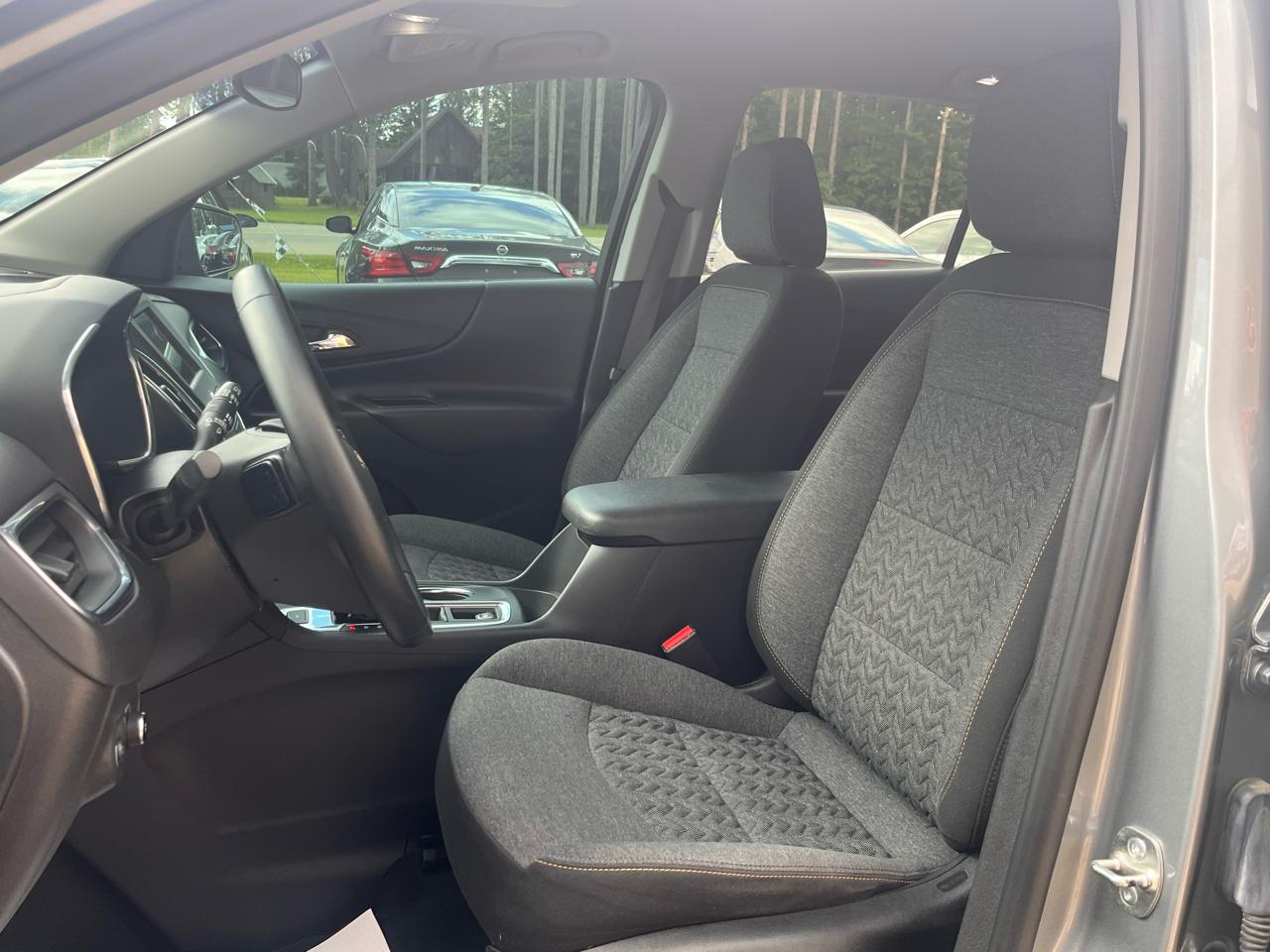Chevrolet Equinox AWD 4dr LT w/1LT 2023
