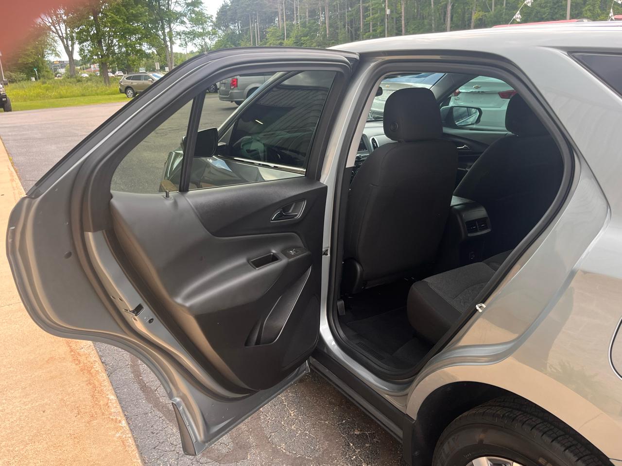 Chevrolet Equinox AWD 4dr LT w/1LT 2023