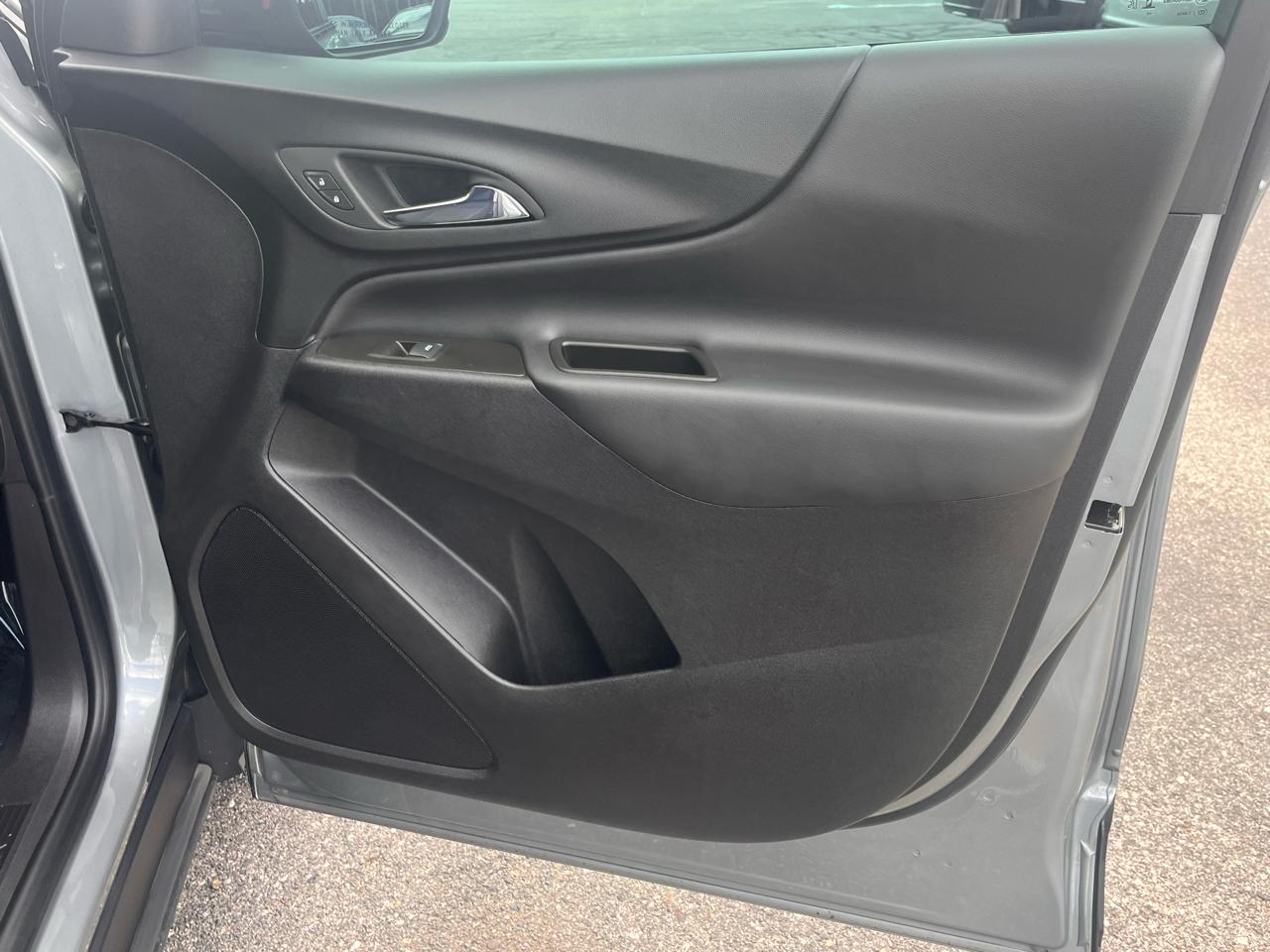 Chevrolet Equinox AWD 4dr LT w/1LT 2023