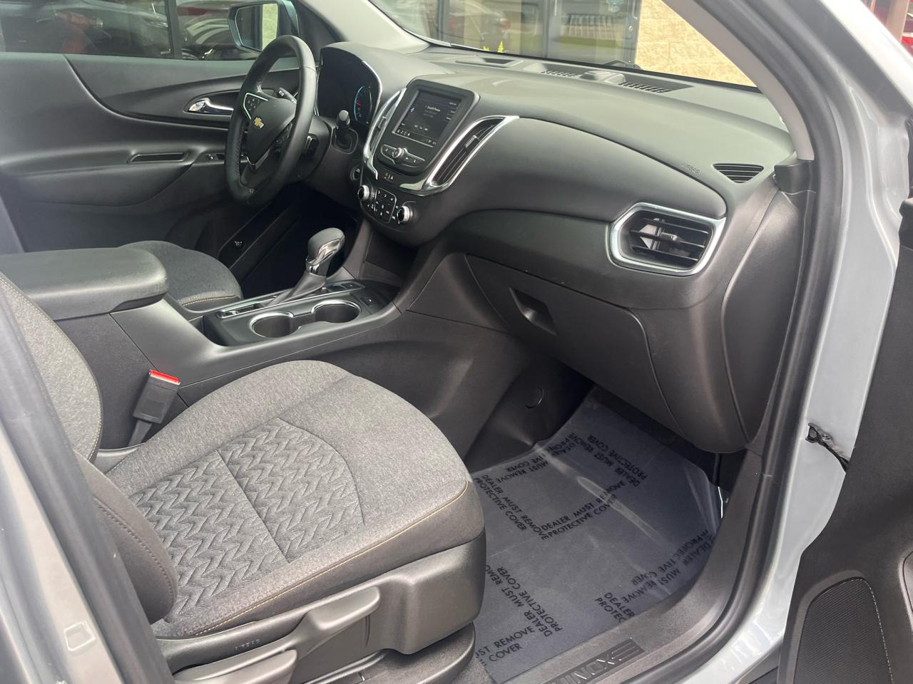 Chevrolet Equinox AWD 4dr LT w/1LT 2023