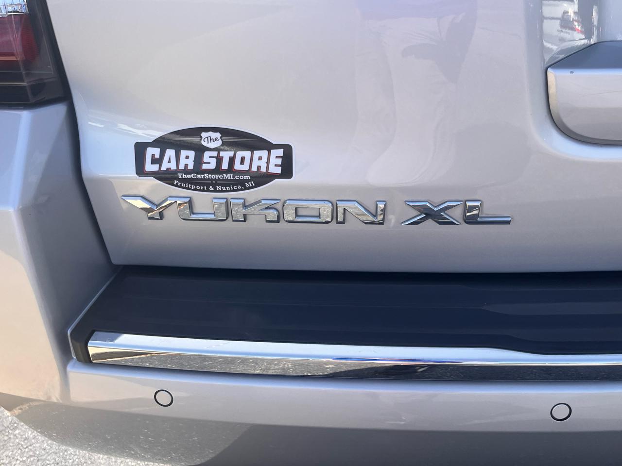 GMC Yukon XL 4WD 4dr Denali 2017