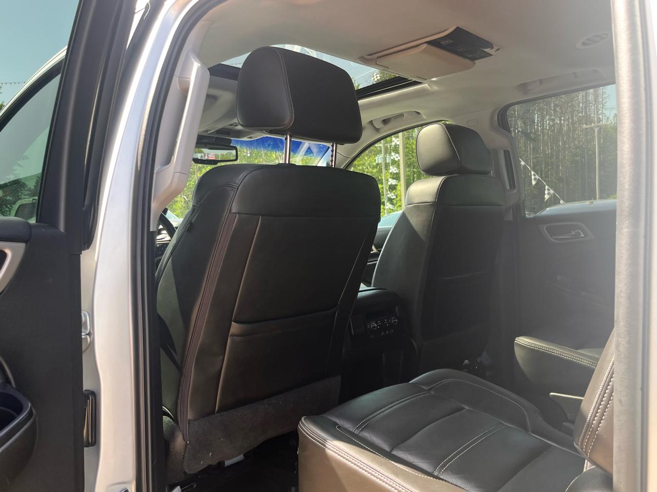 GMC Yukon XL 4WD 4dr Denali 2017