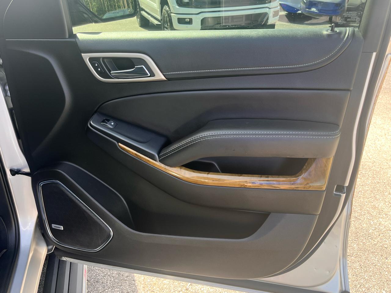 GMC Yukon XL 4WD 4dr Denali 2017