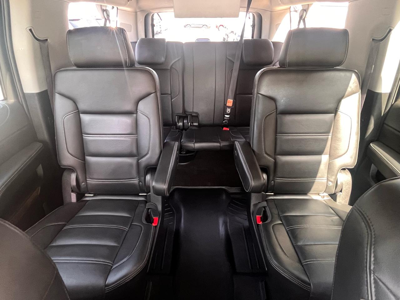 GMC Yukon XL 4WD 4dr Denali 2017