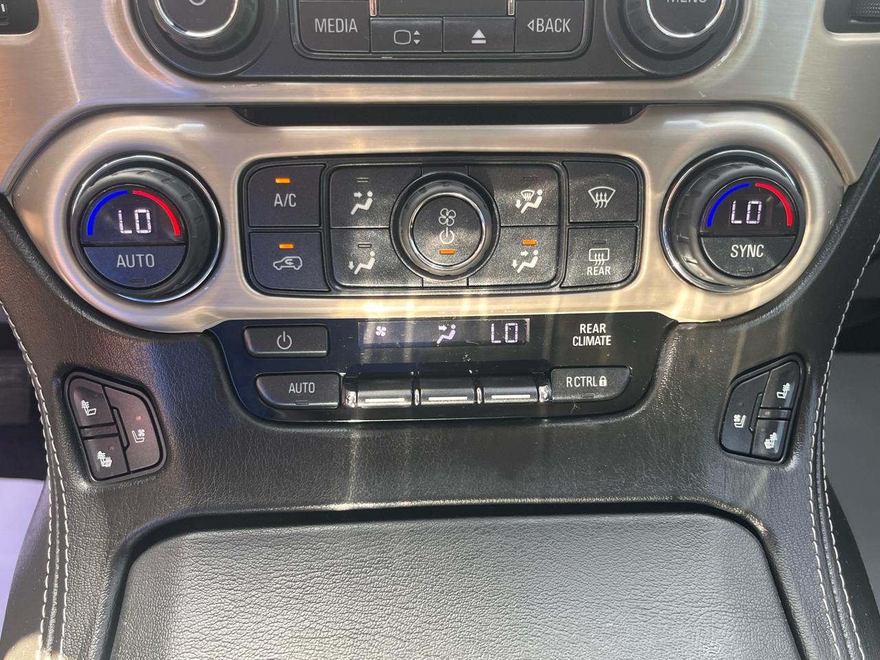 GMC Yukon XL 4WD 4dr Denali 2017