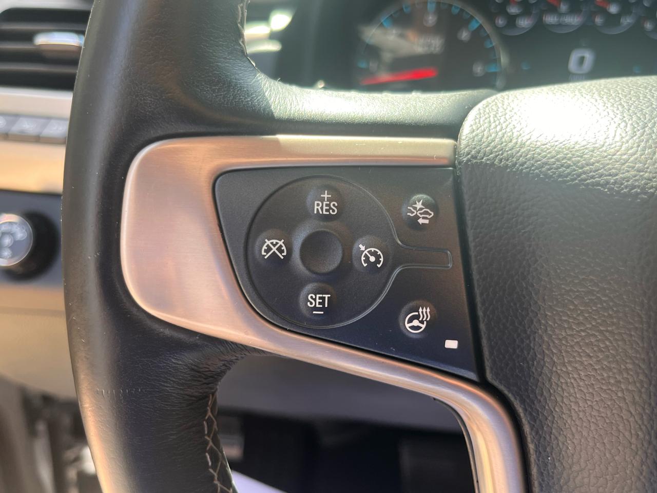 GMC Yukon XL 4WD 4dr Denali 2017