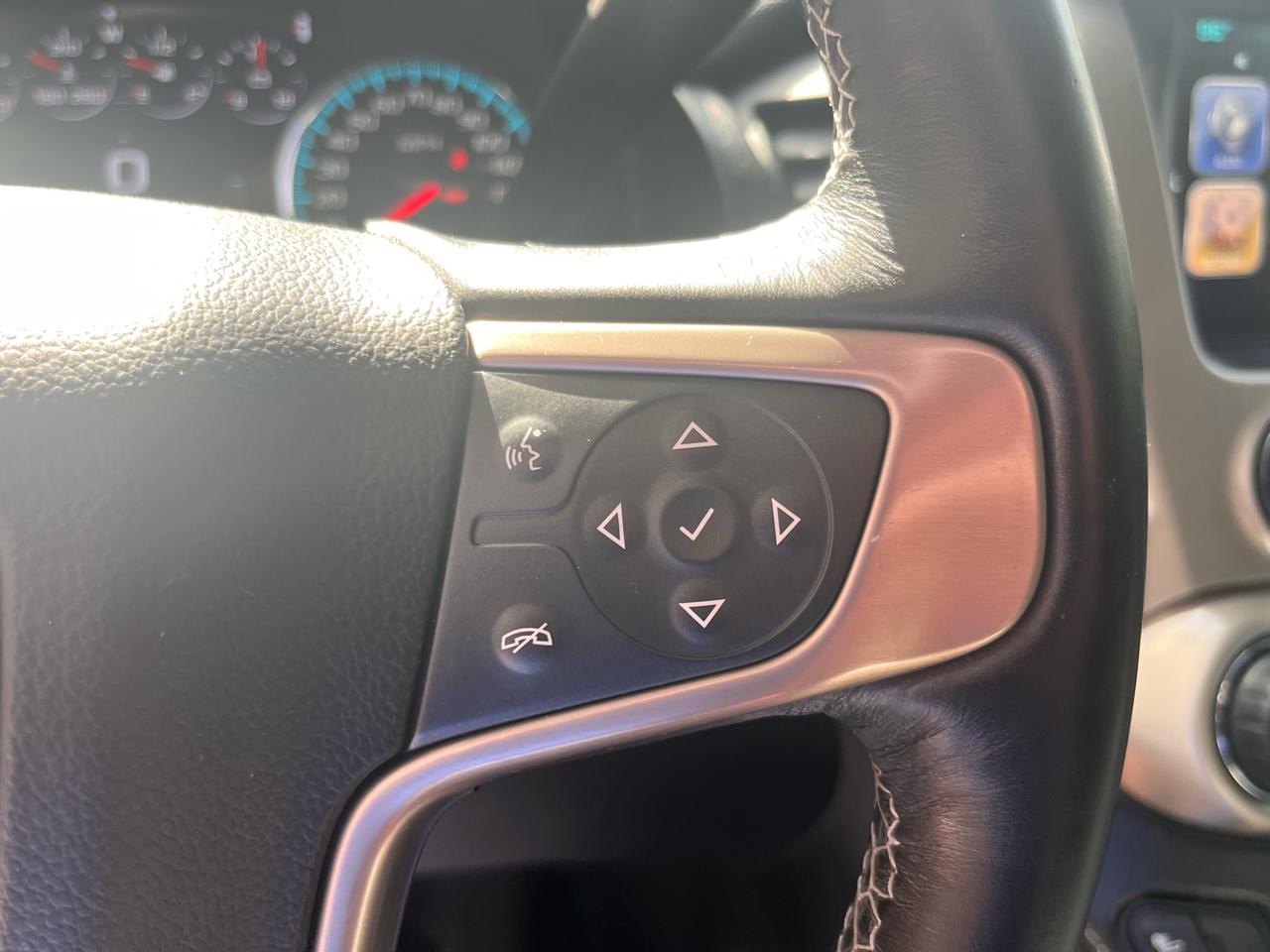GMC Yukon XL 4WD 4dr Denali 2017