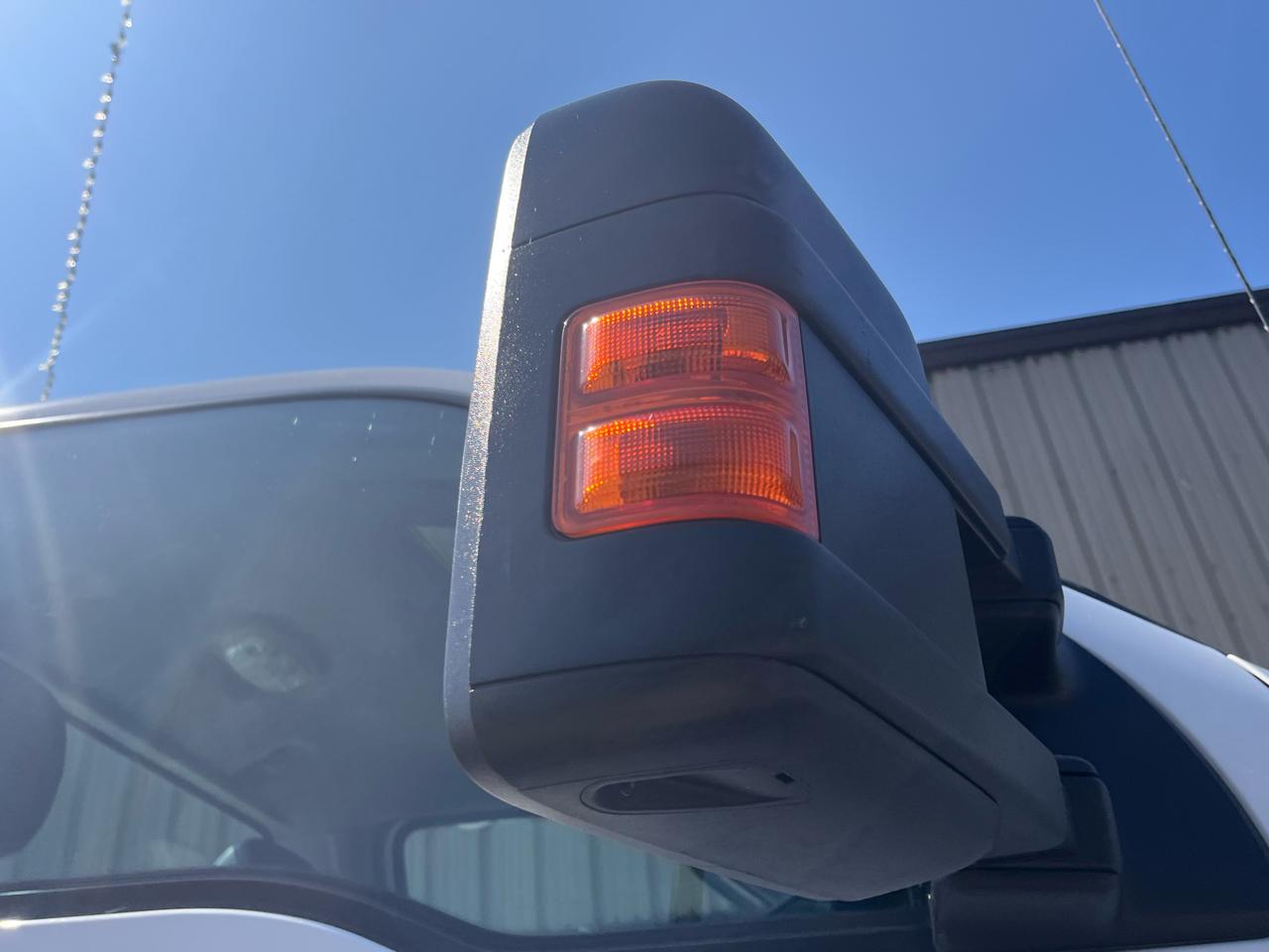 Ford Super Duty F-250 SRW XL 4WD Reg Cab 8' Box 2015