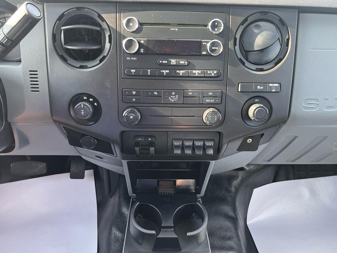 Ford Super Duty F-250 SRW XL 4WD Reg Cab 8' Box 2015