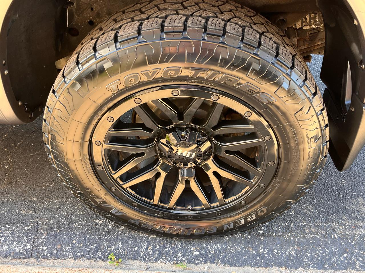 Nissan Titan 4x4 Crew Cab PRO-4X 2017