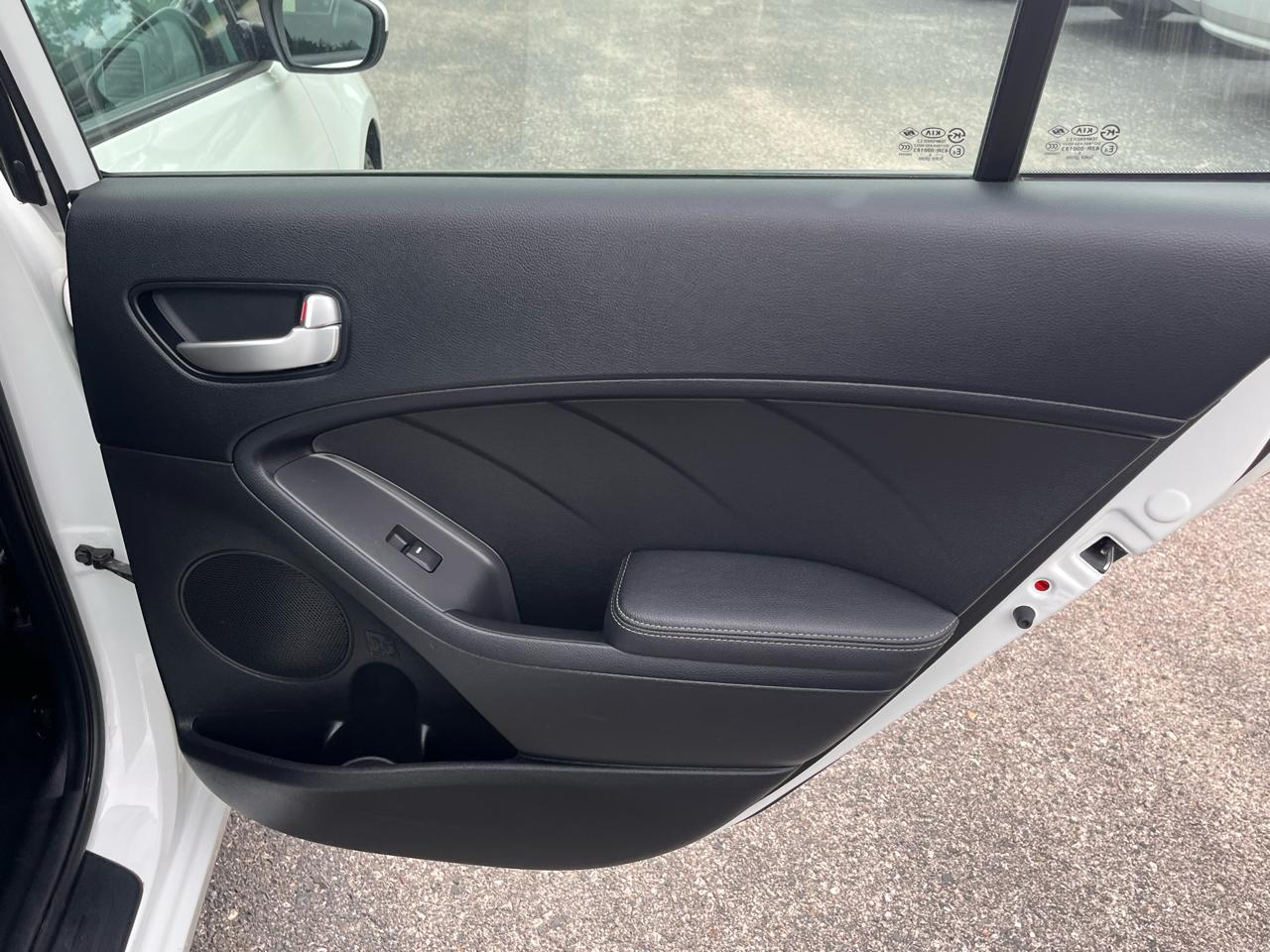 Kia Forte LX Auto 2017