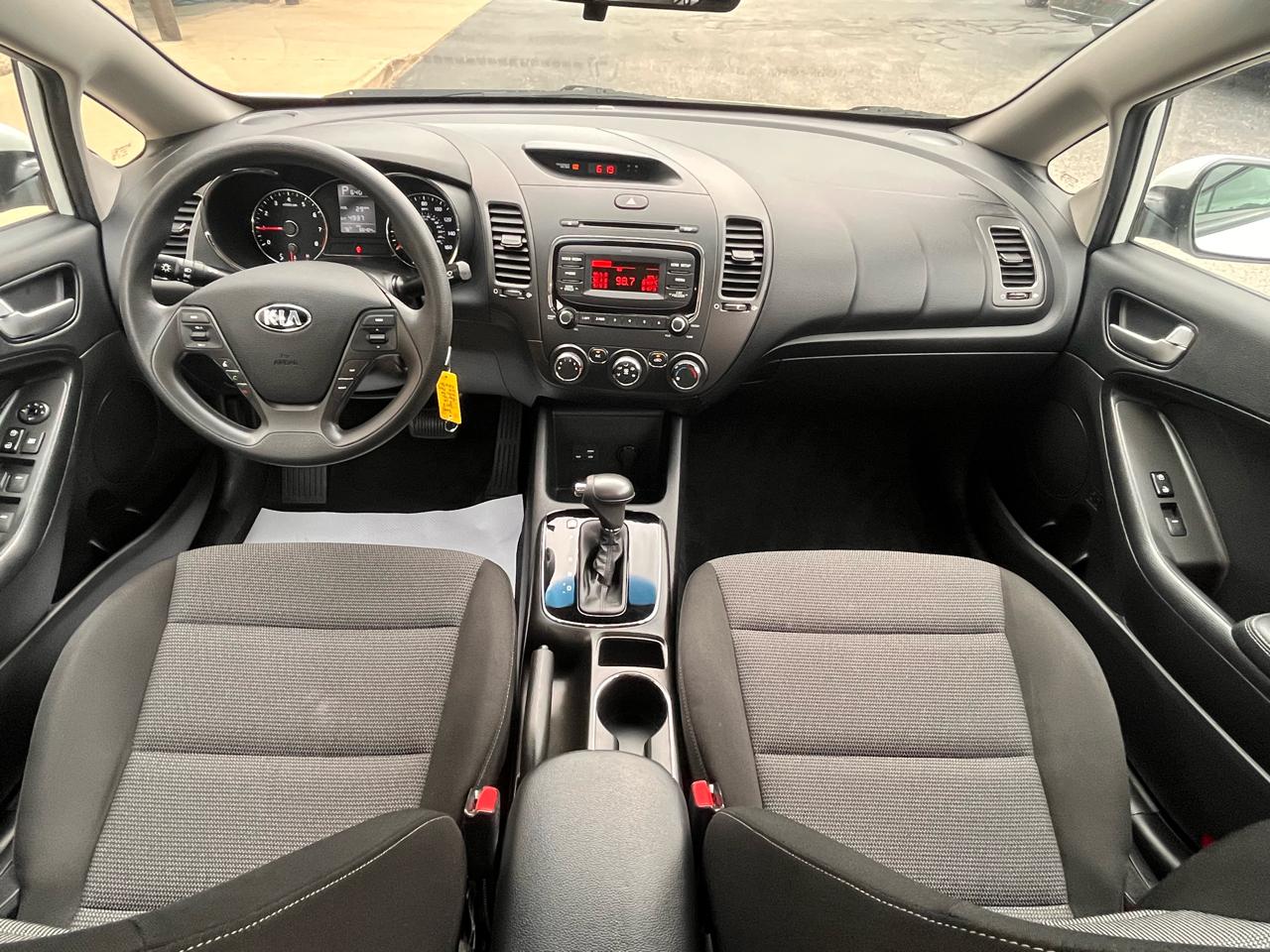 Kia Forte LX Auto 2017