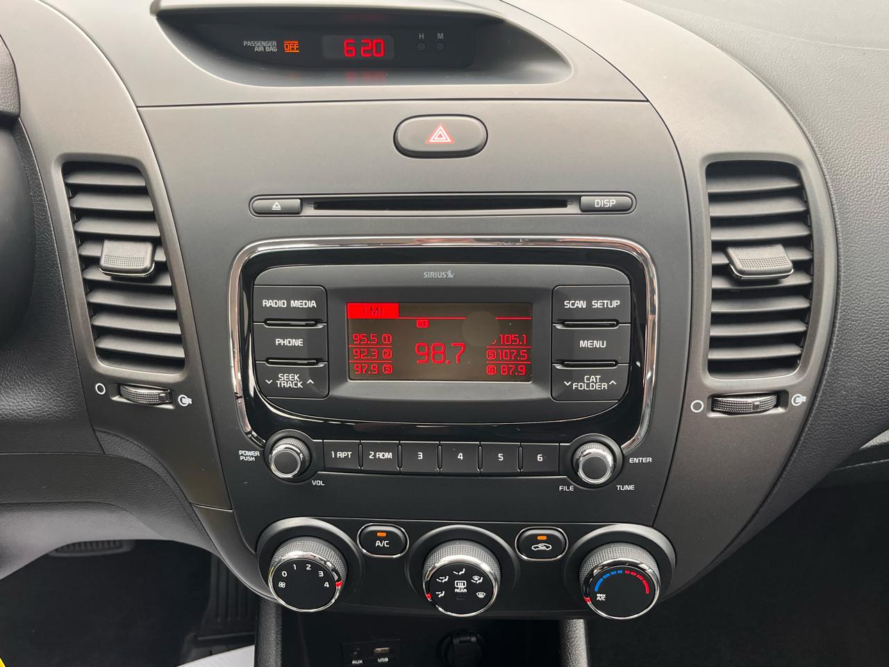 Kia Forte LX Auto 2017