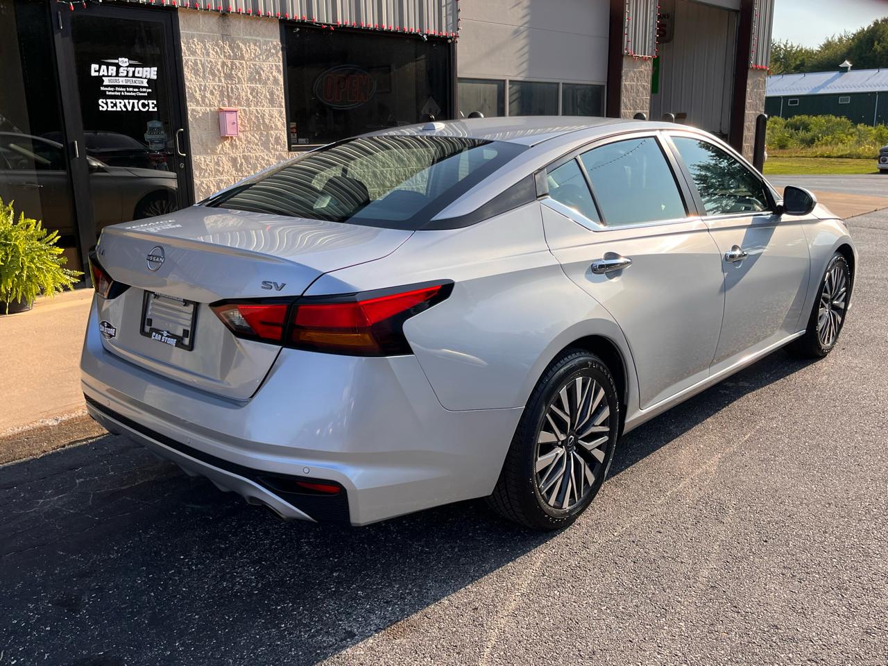 Nissan Altima 2.5 SV Sedan 2023