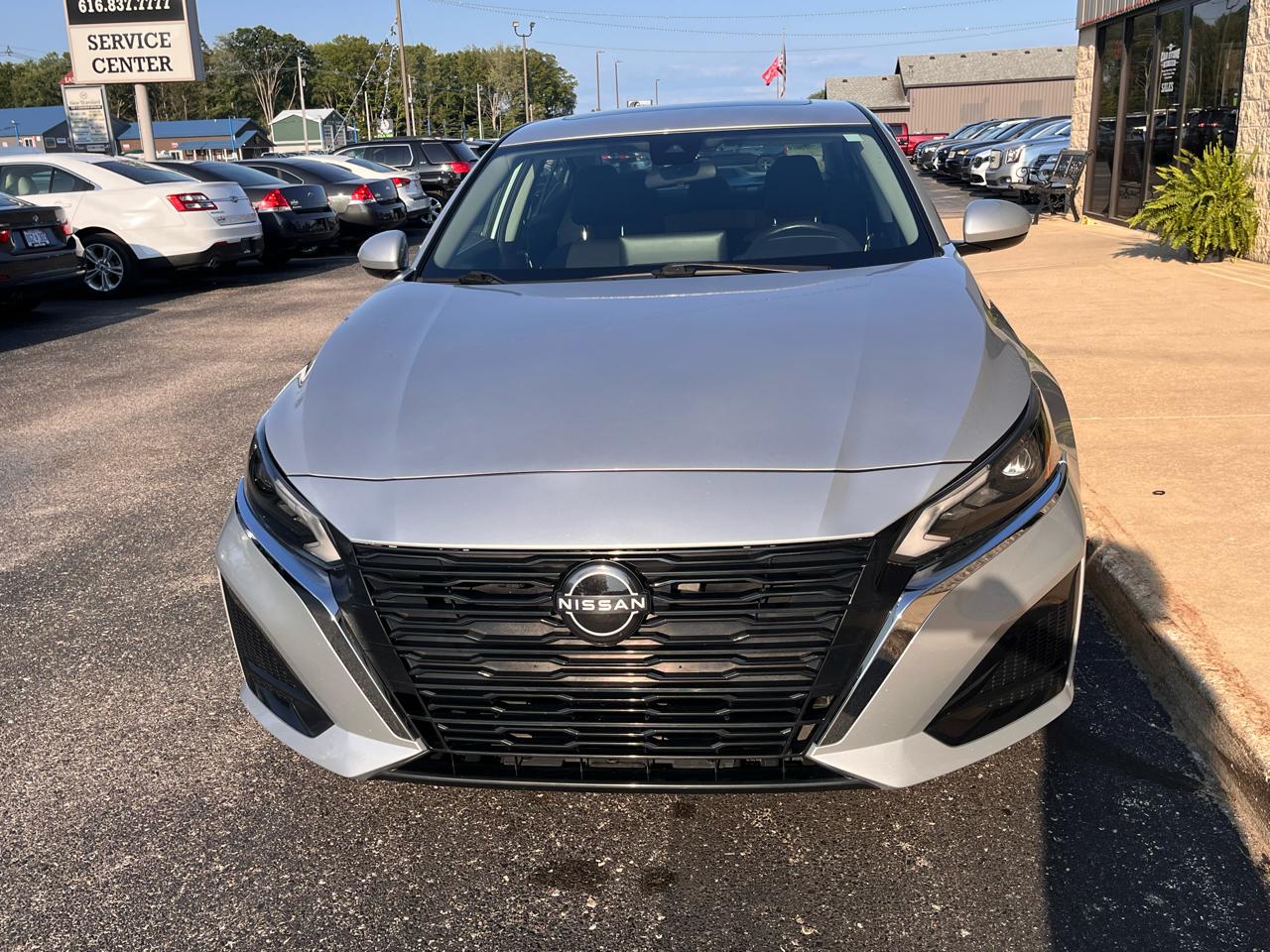 Nissan Altima 2.5 SV Sedan 2023