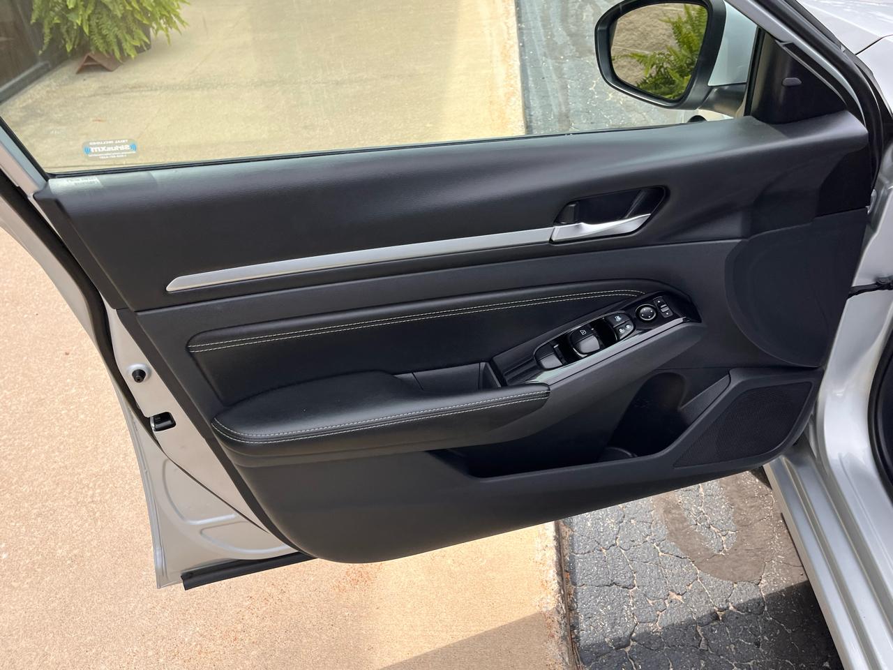 Nissan Altima 2.5 SV Sedan 2023