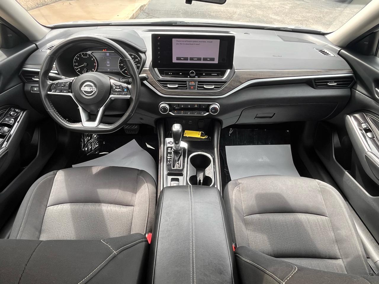 Nissan Altima 2.5 SV Sedan 2023