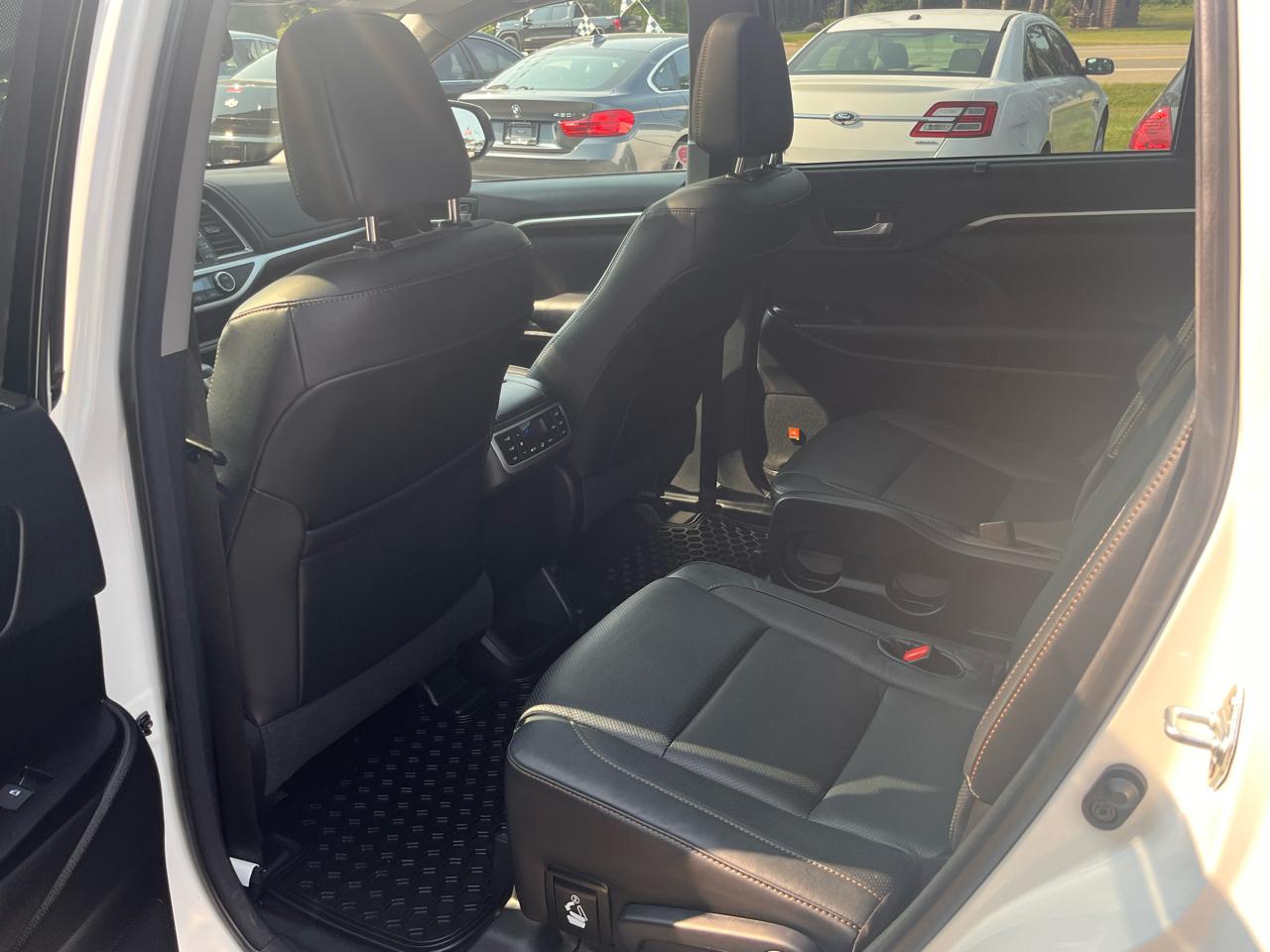 Toyota Highlander Hybrid  2016