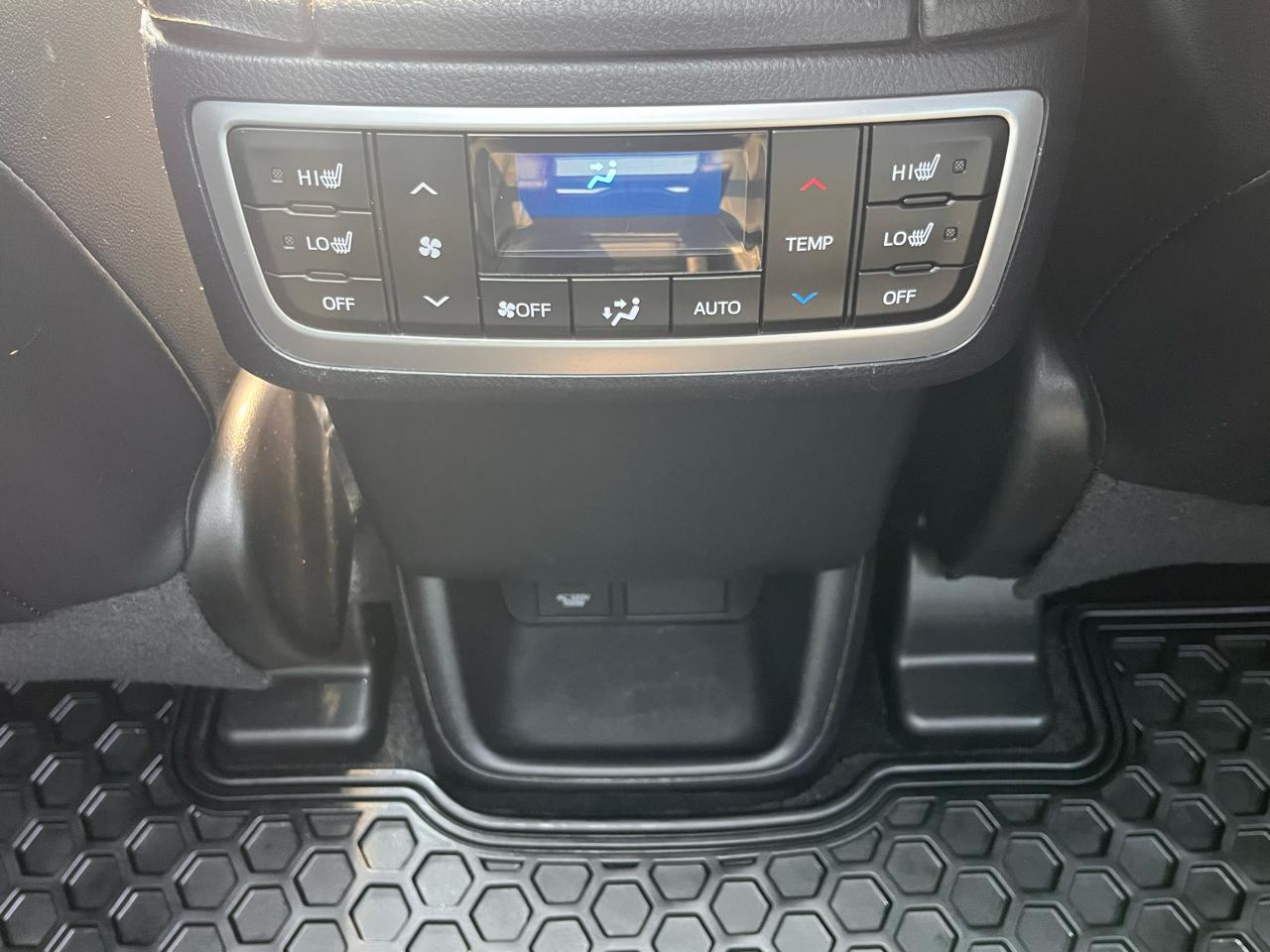 Toyota Highlander Hybrid  2016