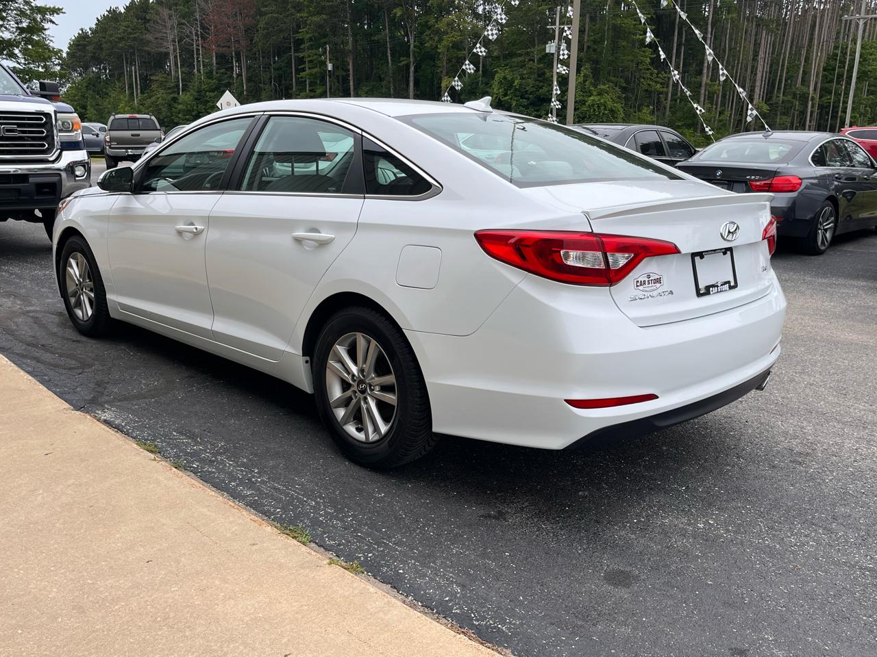 Hyundai Sonata 4dr Sdn 1.6T Eco w/Tire Kit 2016
