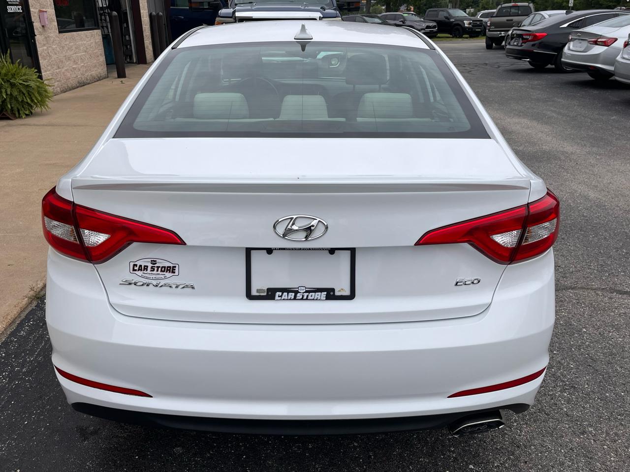 Hyundai Sonata 4dr Sdn 1.6T Eco w/Tire Kit 2016