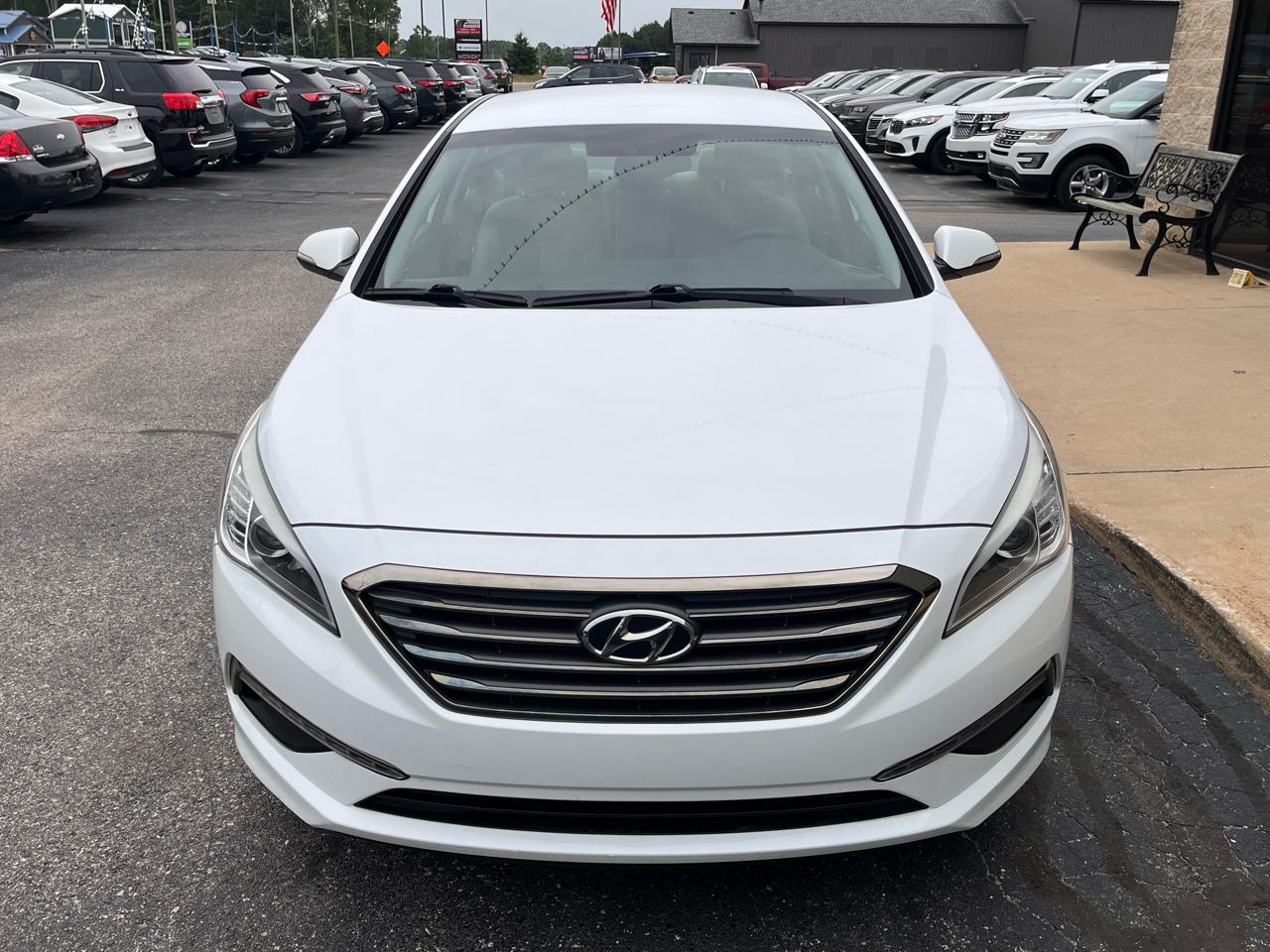 Hyundai Sonata 4dr Sdn 1.6T Eco w/Tire Kit 2016