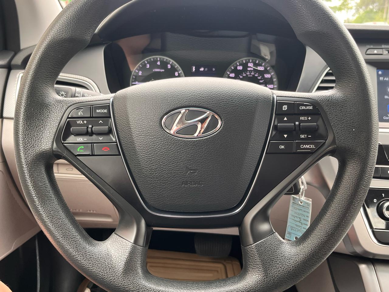 Hyundai Sonata 4dr Sdn 1.6T Eco w/Tire Kit 2016