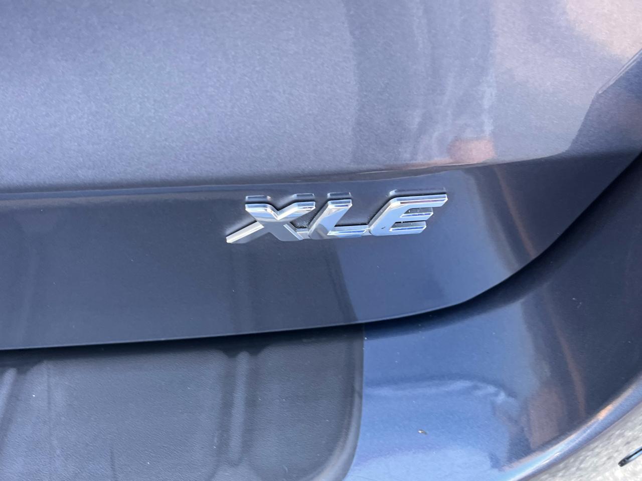 Toyota Sienna XLE Auto Access Seat FWD 7-Passenger (Natl) 2017