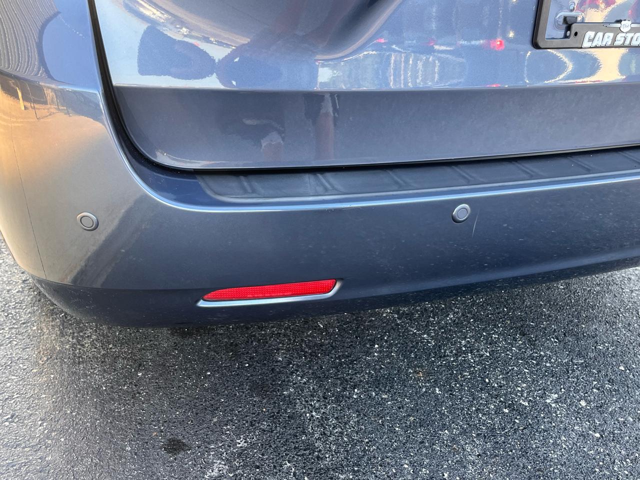 Toyota Sienna XLE Auto Access Seat FWD 7-Passenger (Natl) 2017