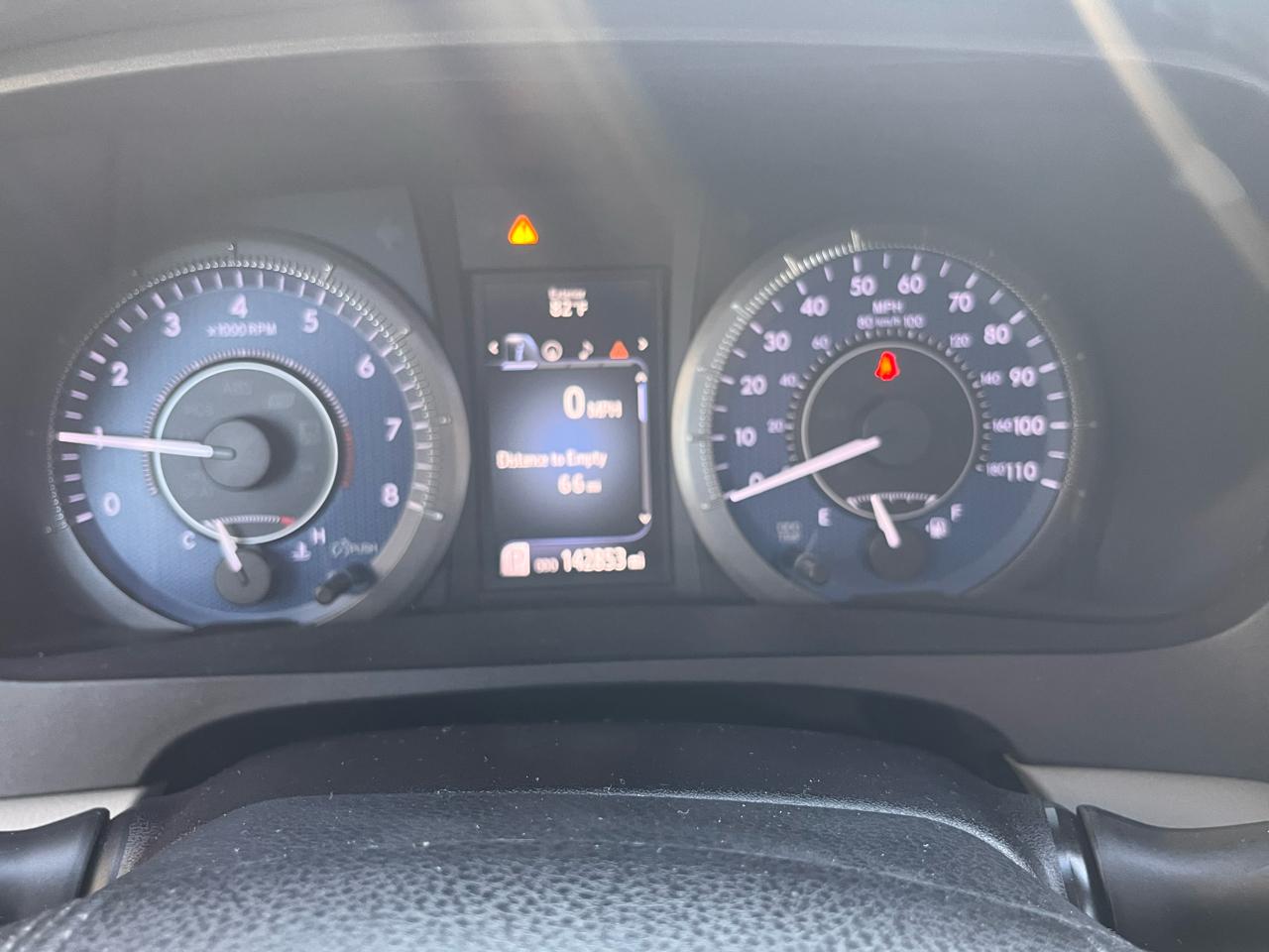 Toyota Sienna XLE Auto Access Seat FWD 7-Passenger (Natl) 2017