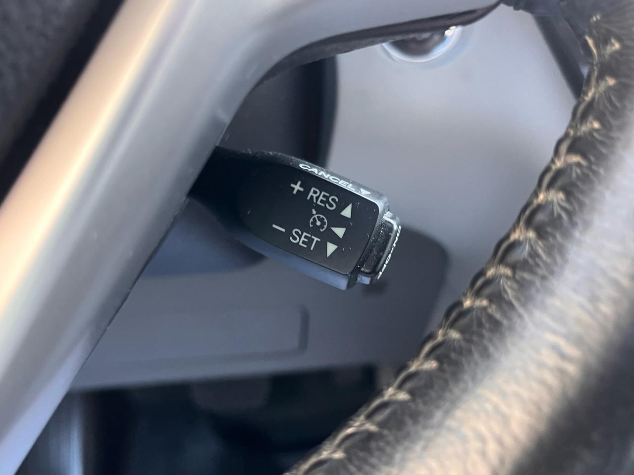 Toyota Sienna XLE Auto Access Seat FWD 7-Passenger (Natl) 2017