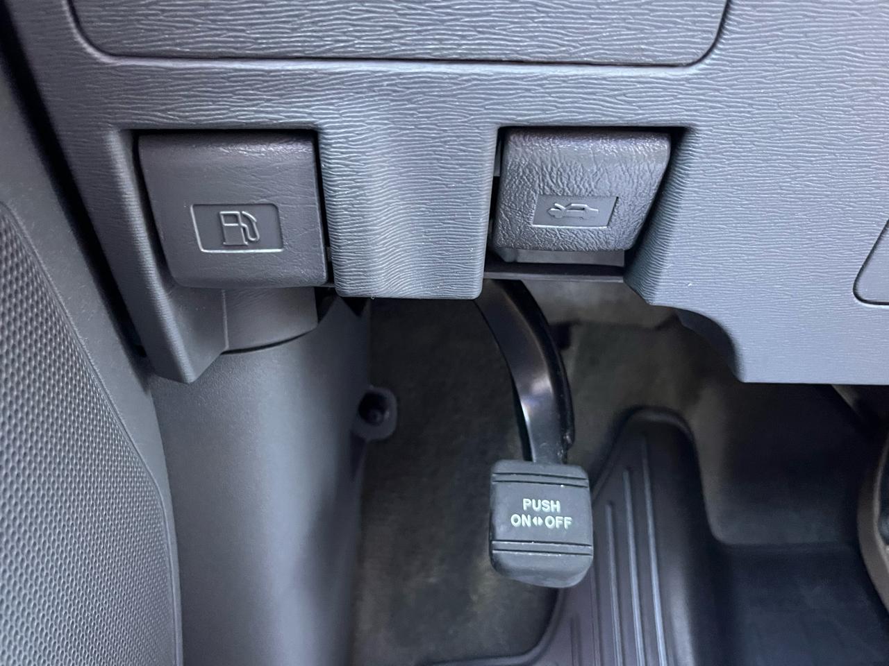 Toyota Sienna XLE Auto Access Seat FWD 7-Passenger (Natl) 2017