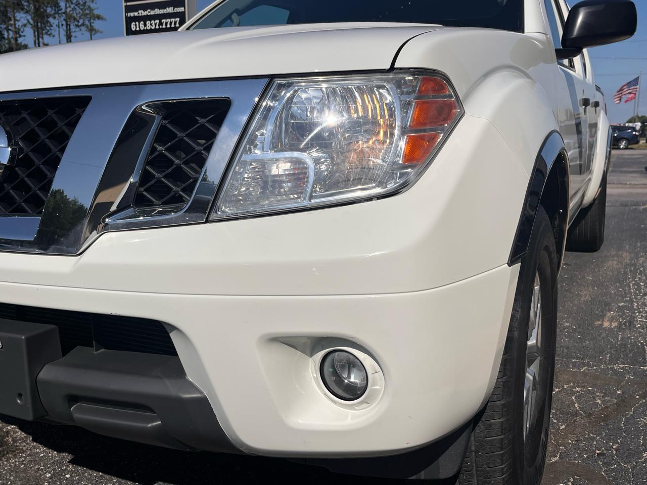 Nissan Frontier 2017.5 Crew Cab 4x4 SV V6 Auto Long Bed 2017