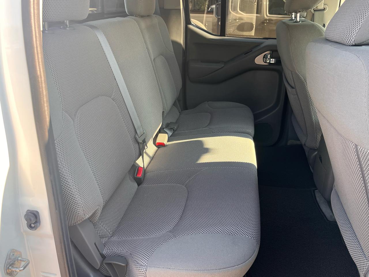 Nissan Frontier 2017.5 Crew Cab 4x4 SV V6 Auto Long Bed 2017
