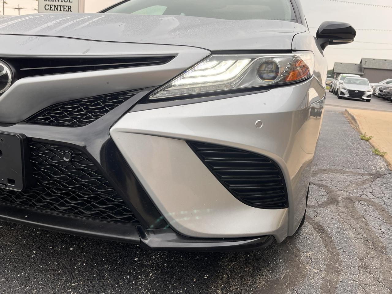 Toyota Camry  2018