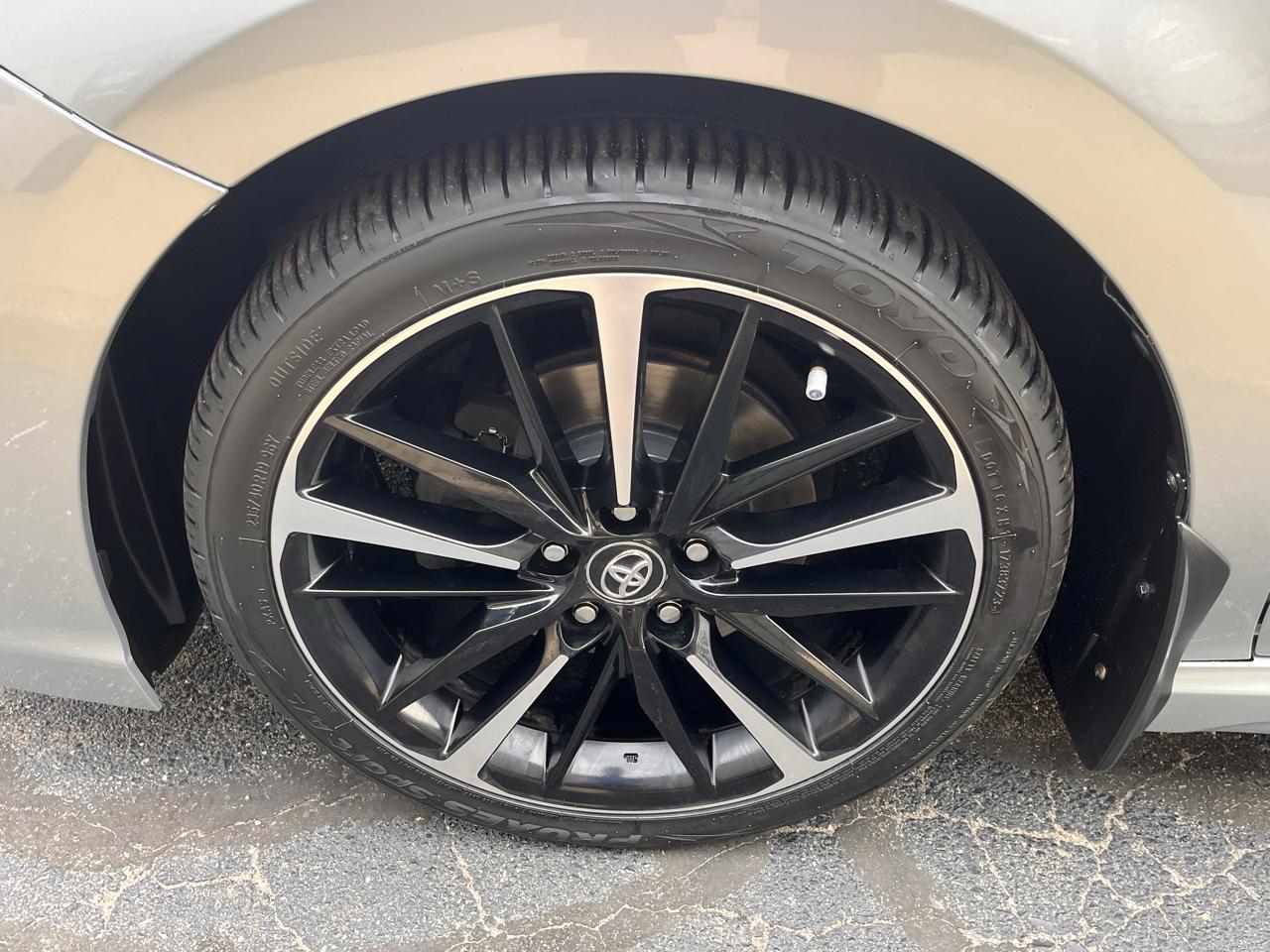 Toyota Camry  2018